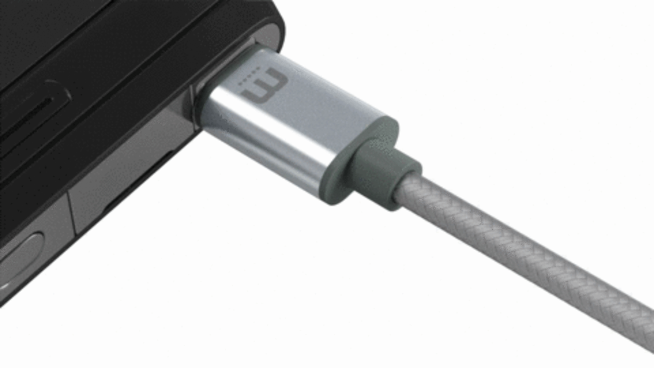 Reversible microUSB
